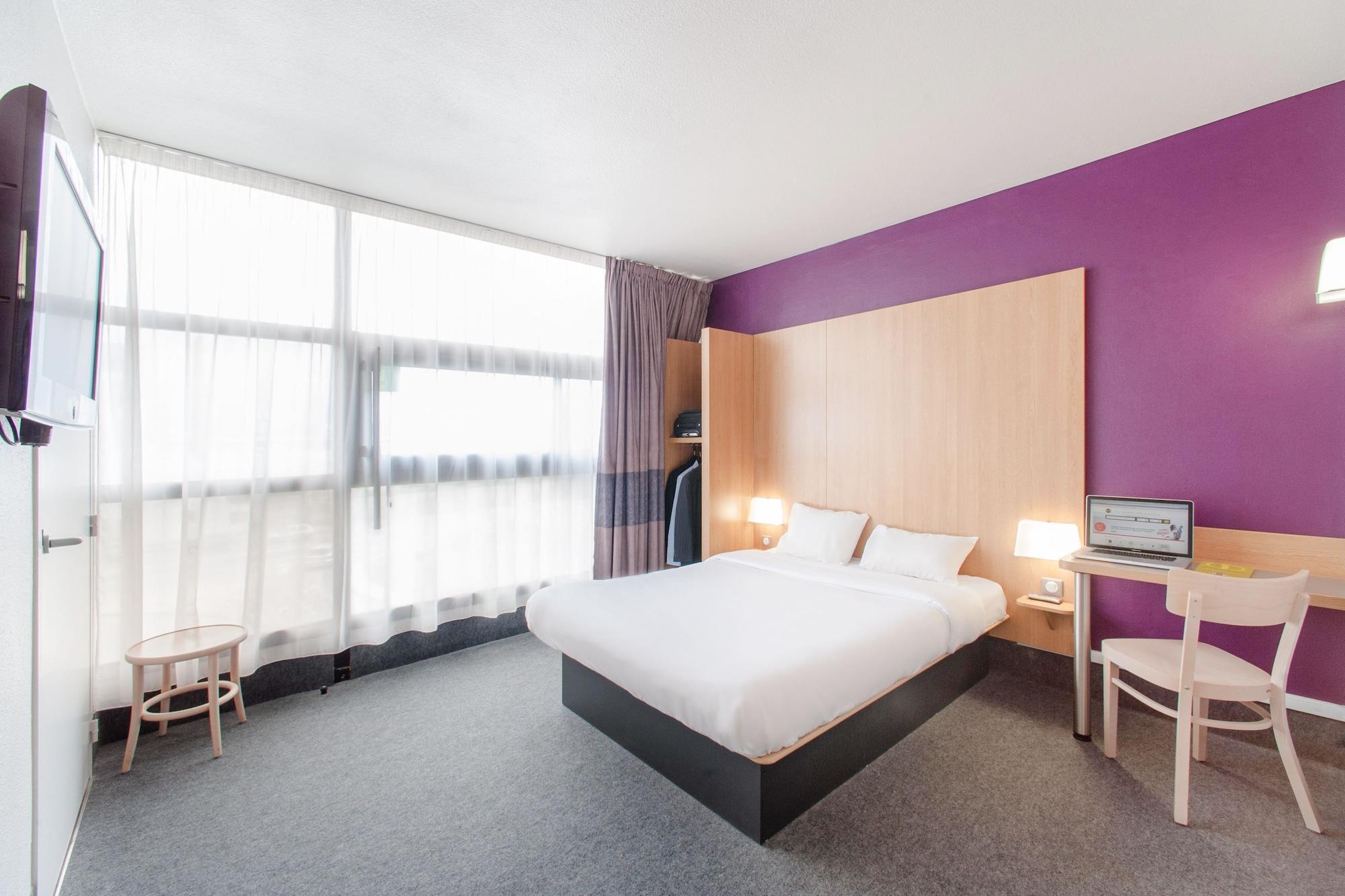B&B Hotel Grenoble Centre Verlaine Bagian luar foto