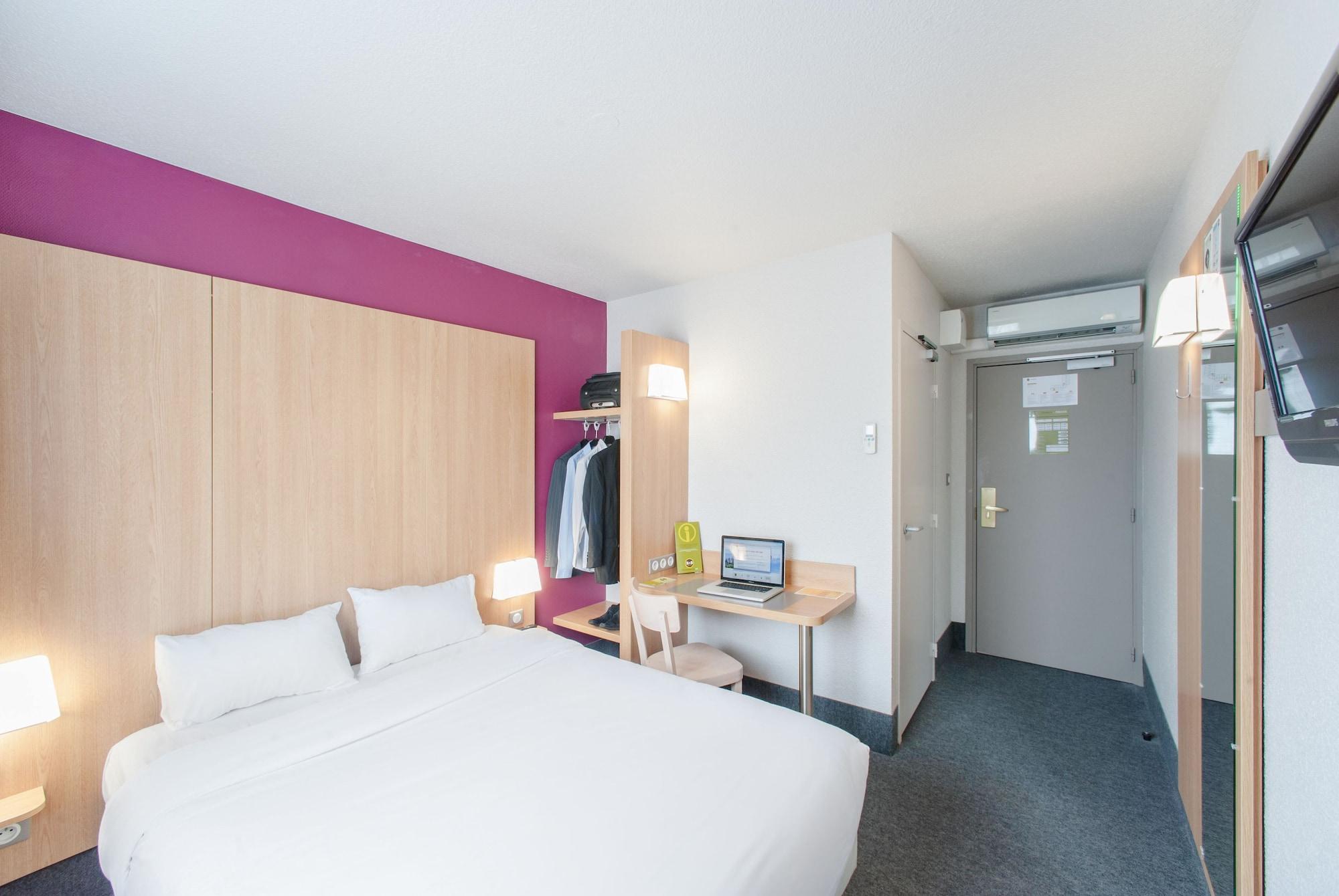 B&B Hotel Grenoble Centre Verlaine Bagian luar foto